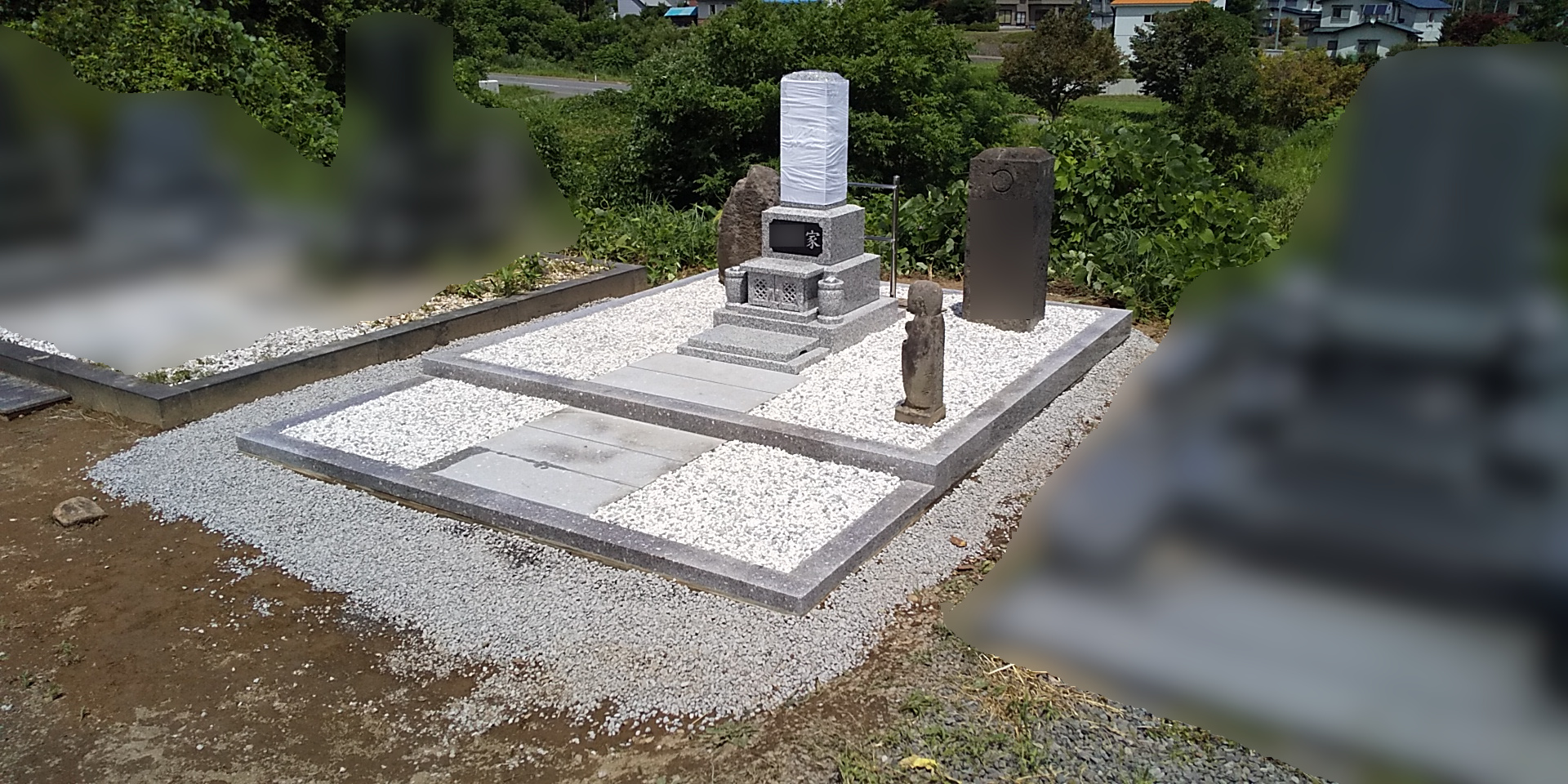 弘前市宮地墓地にてリフォームしたお墓が完成しました。